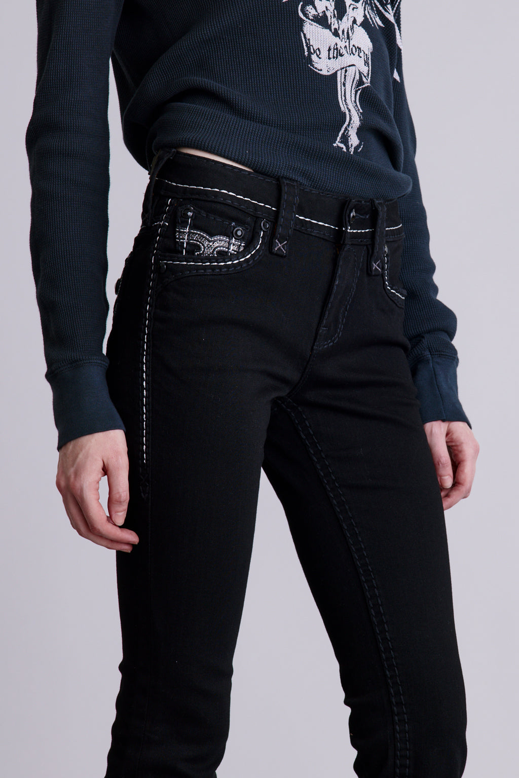 FRONT POCKET VIEW