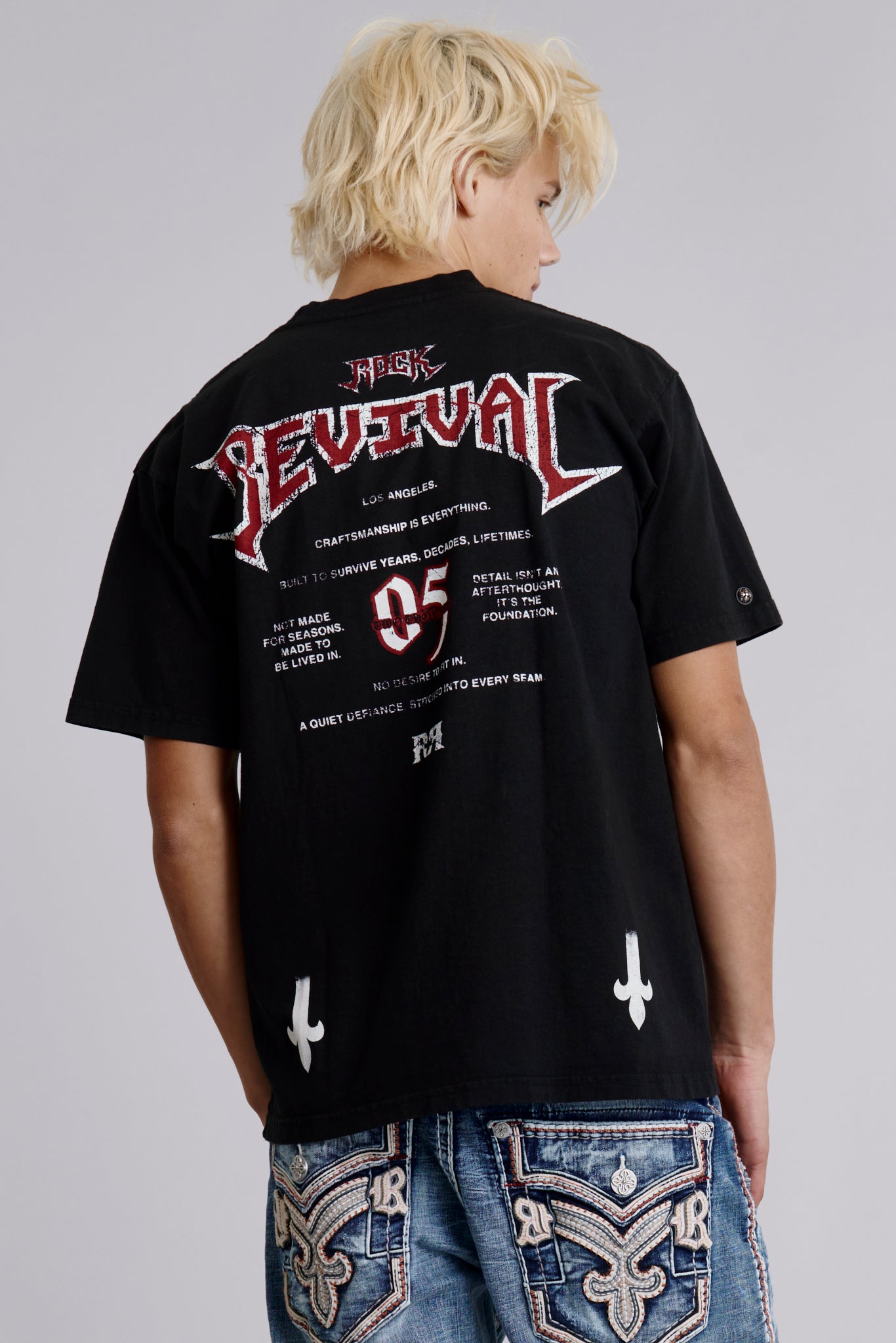 Manifest Tee in Black - Rock Revival®