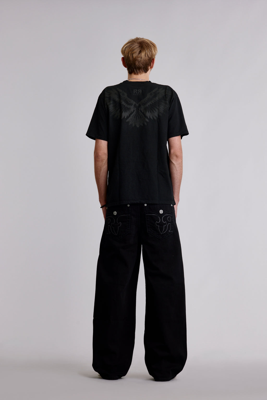 Soundwave Tee in Black - Rock Revival®