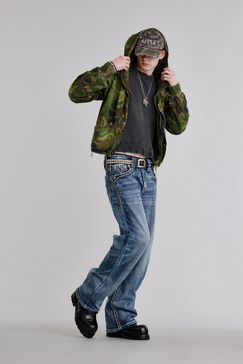 Arther Baggy 2 Jeans in Medium Blue - Rock Revival®