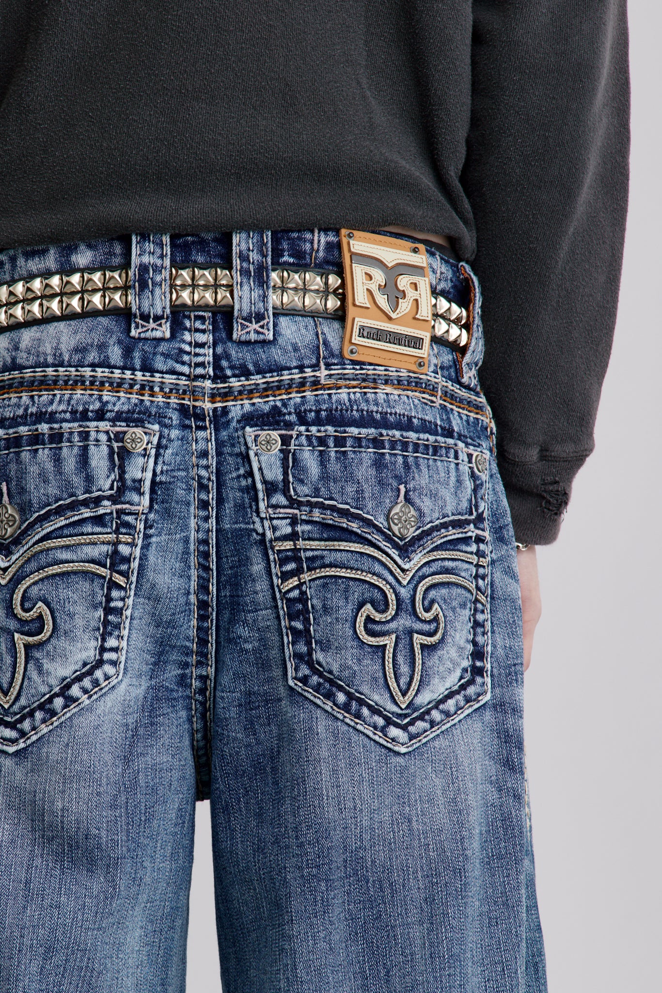 Arther Baggy 2 Jeans in Medium Blue - Rock Revival®