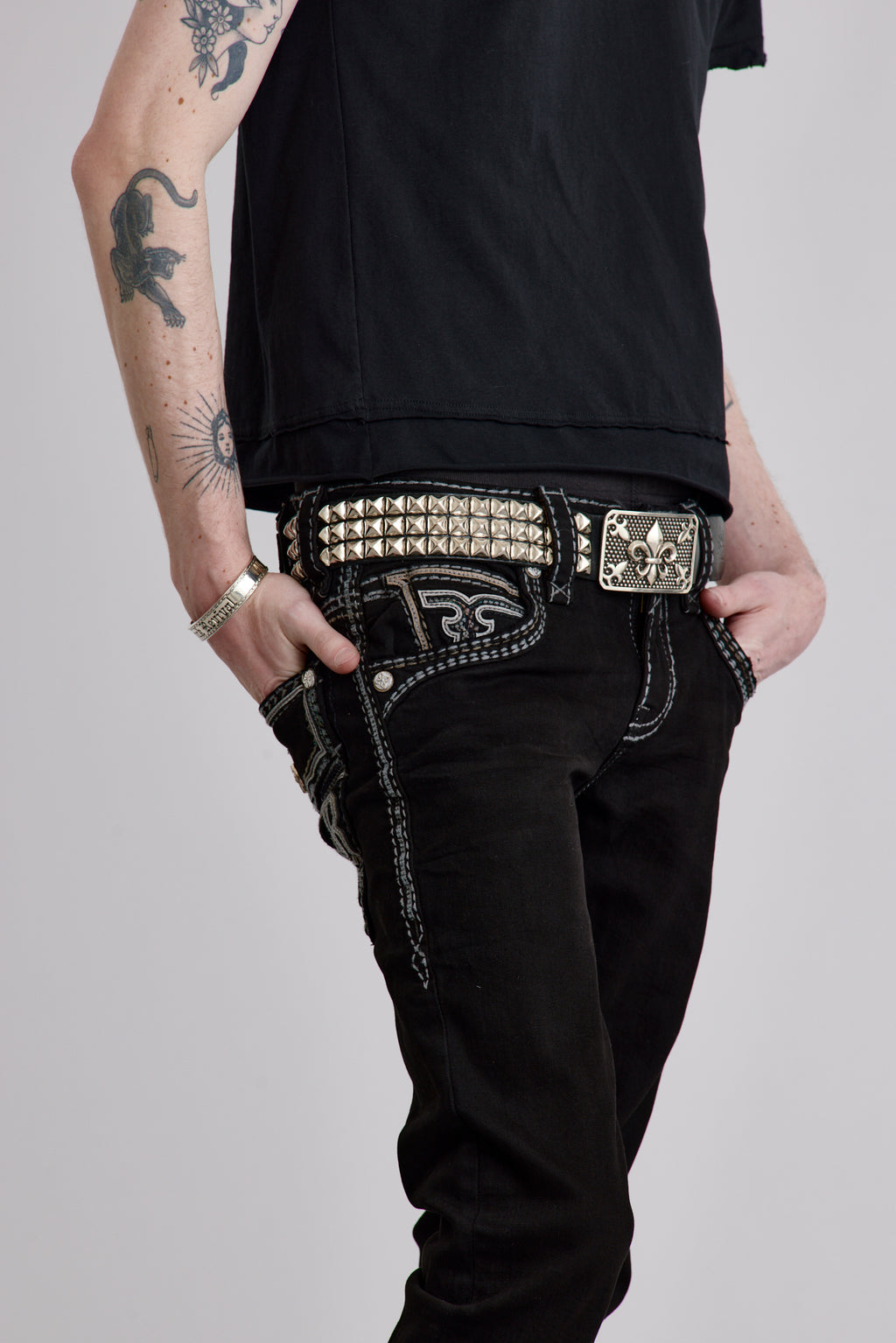 Ermias Straight Jeans In Black - Rock Revival®