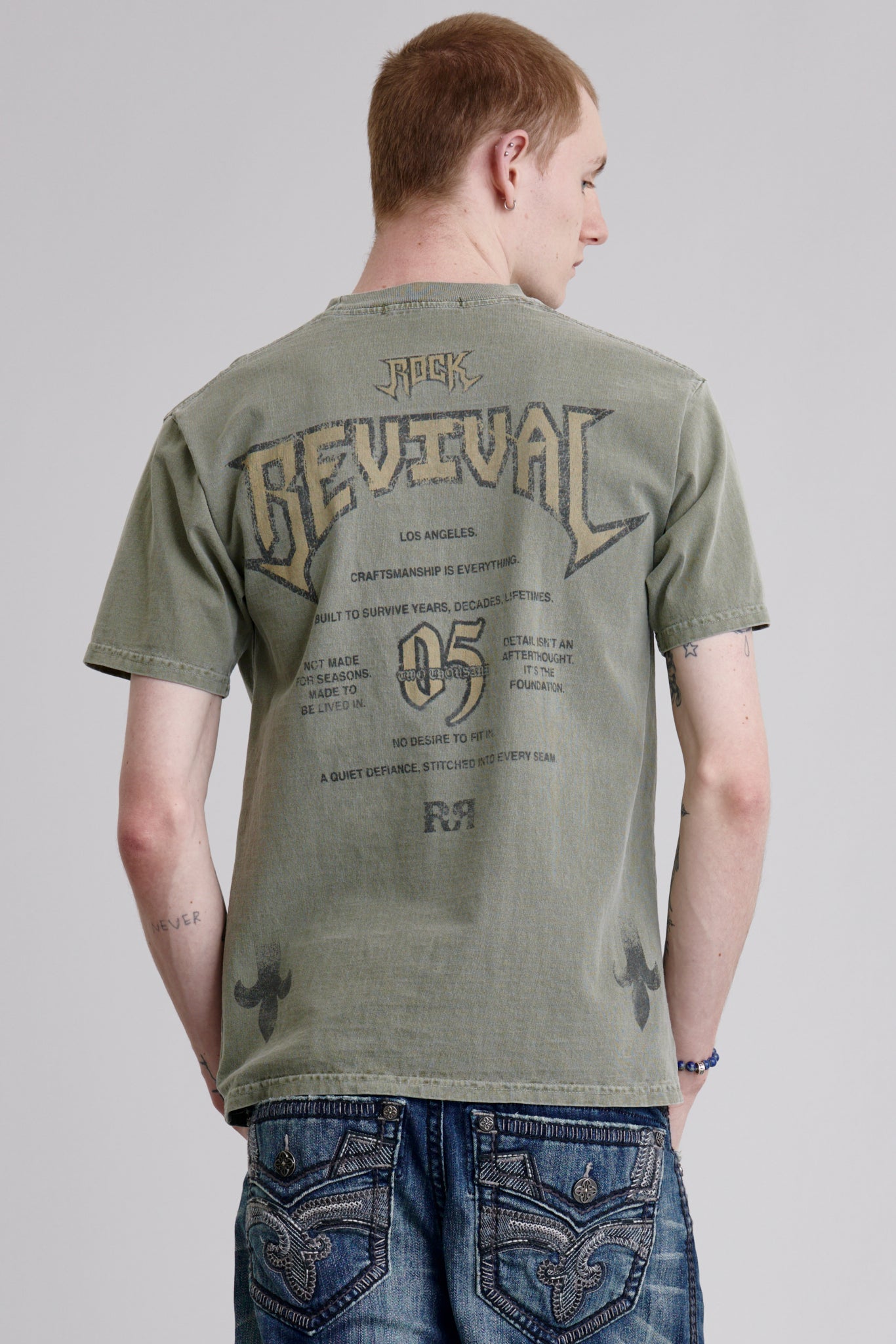Manifest Tee in Green - Rock Revival®