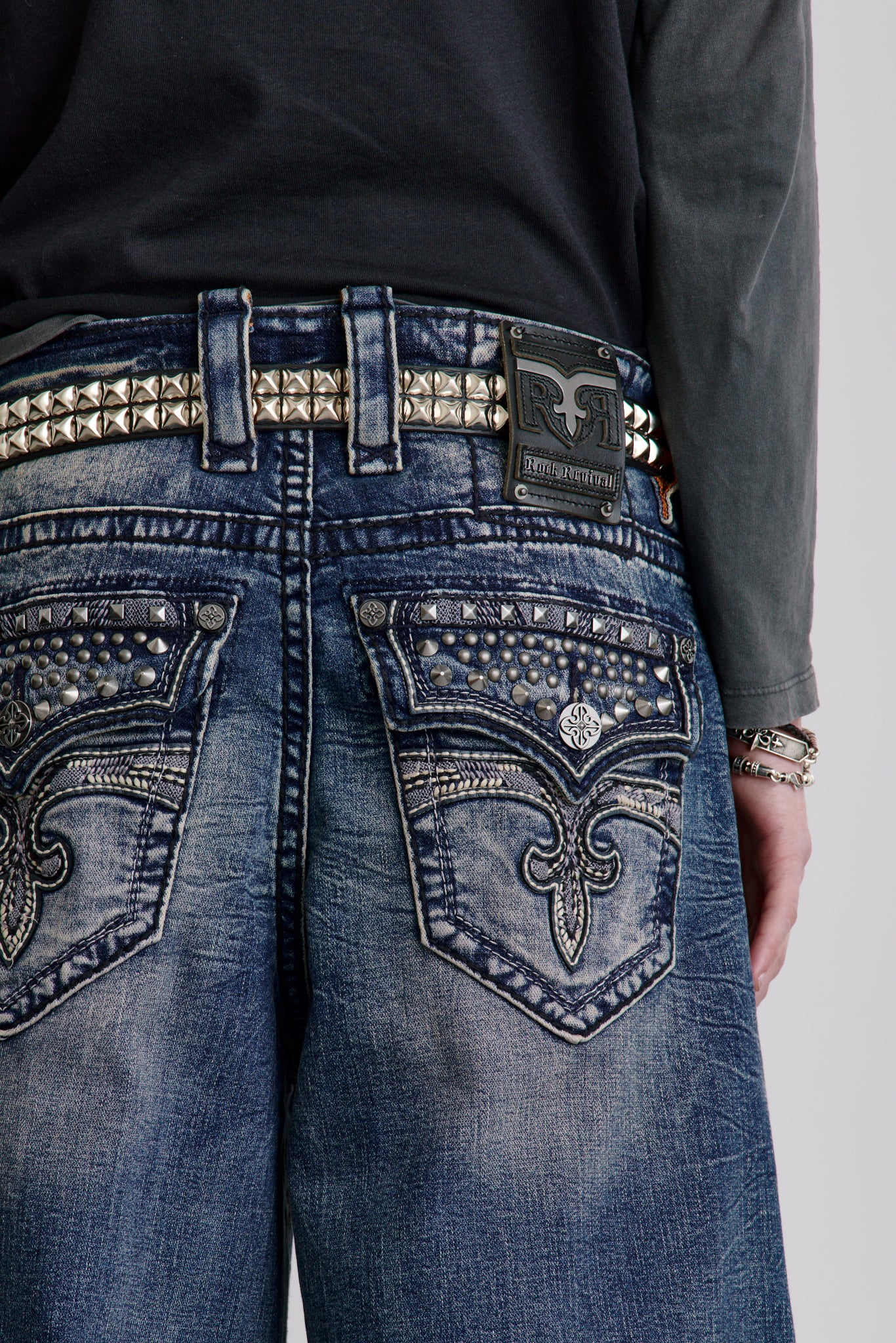 Steven Oversized Fit Jeans - Rock Revival®