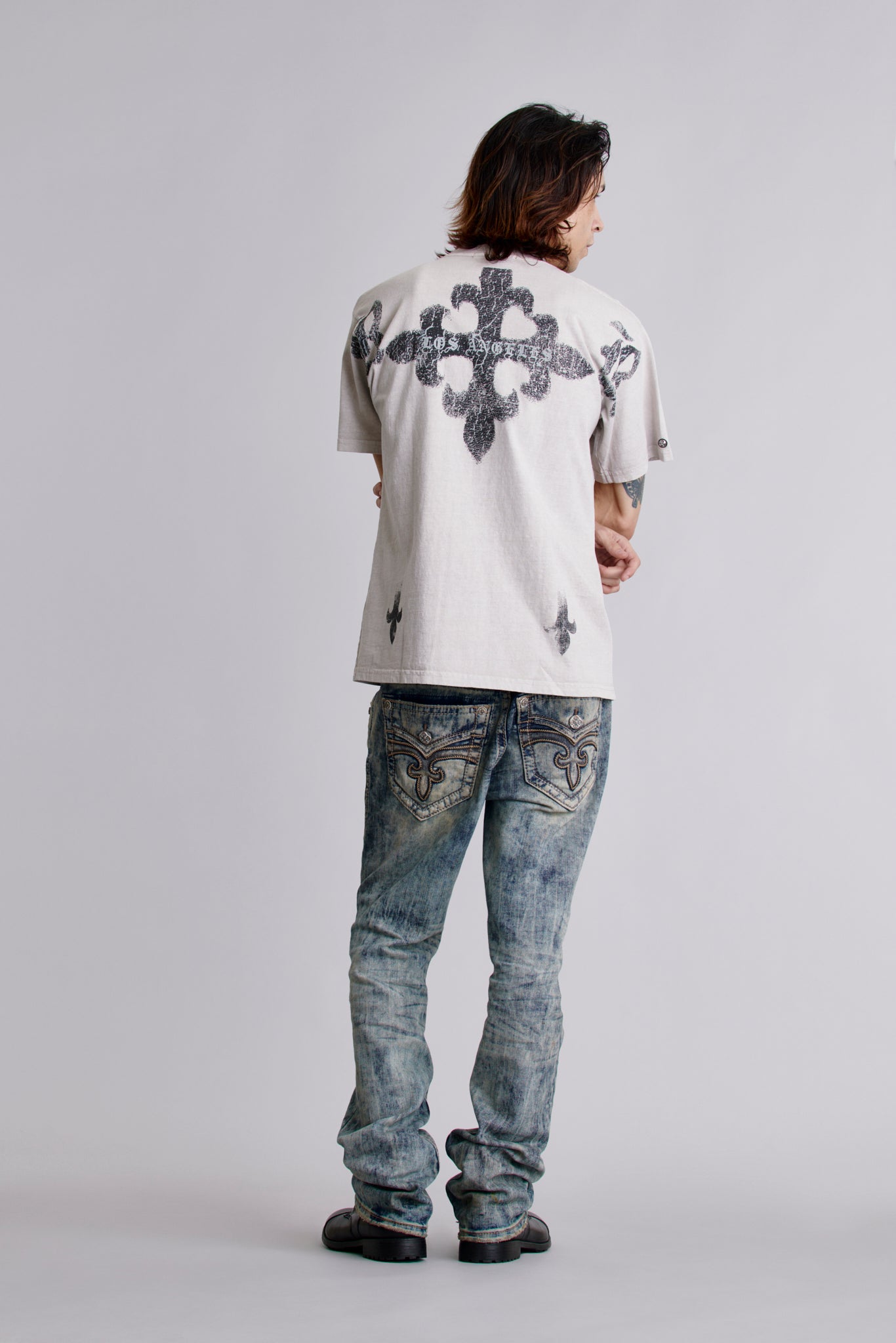 LA Cross Tee in Dust