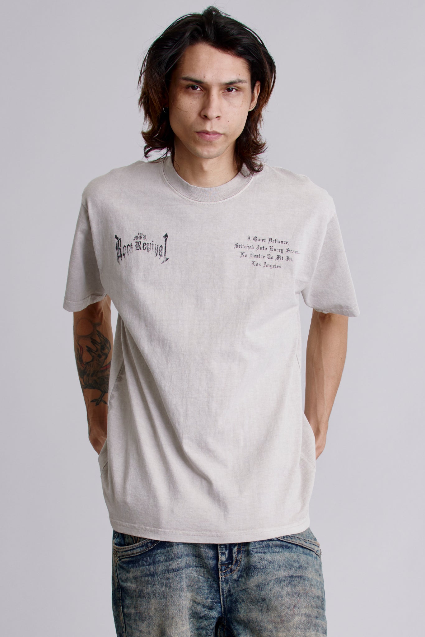 LA Cross Tee in Dust