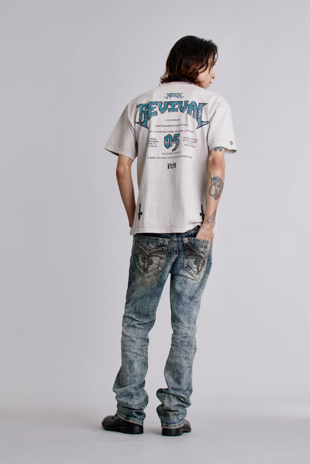 Manifest Tee in Dust - Rock Revival®