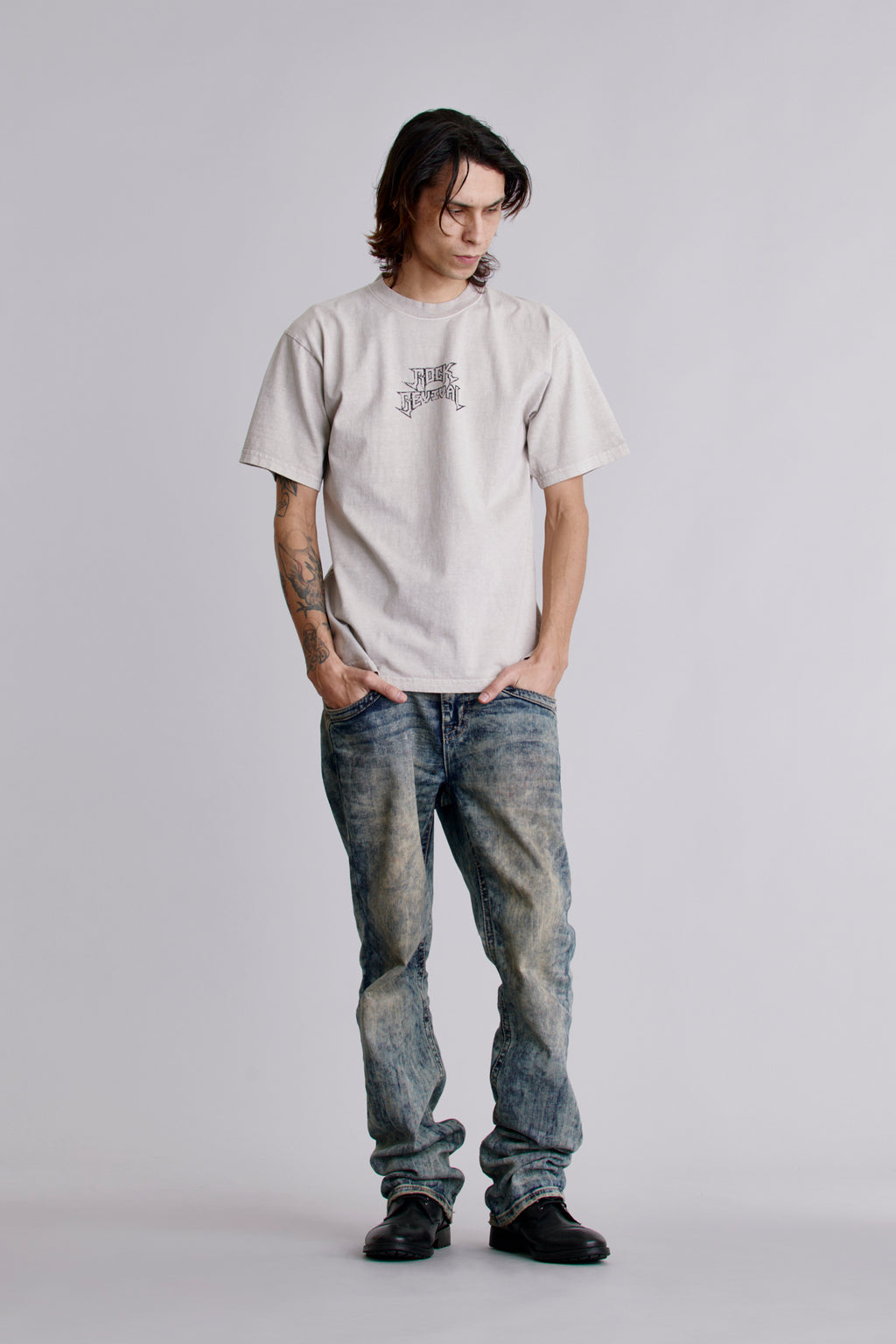 Manifest Tee in Dust - Rock Revival®