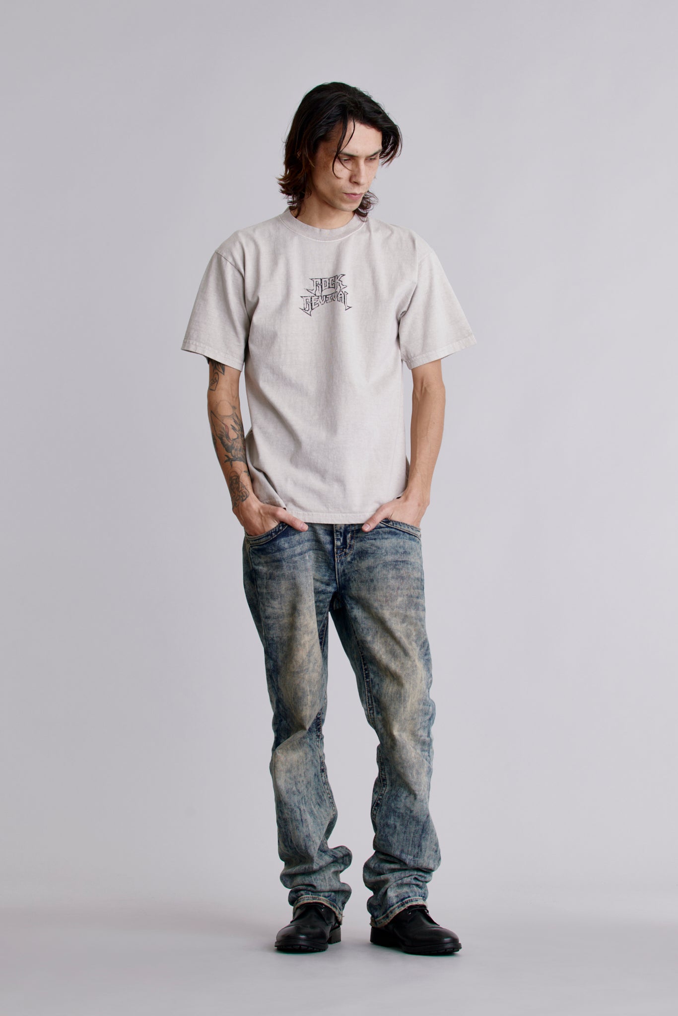 Manifest Tee in Dust