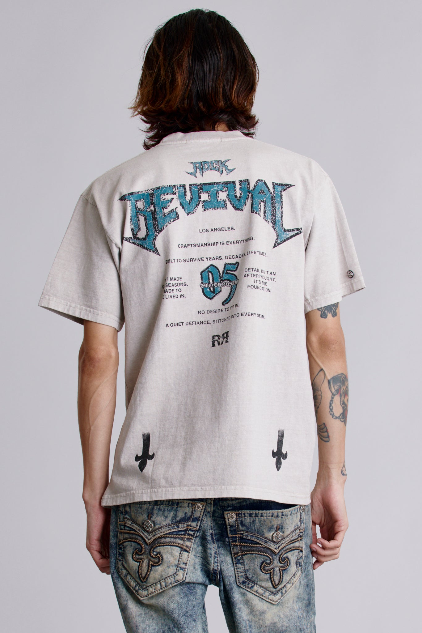 Manifest Tee in Dust - Rock Revival®