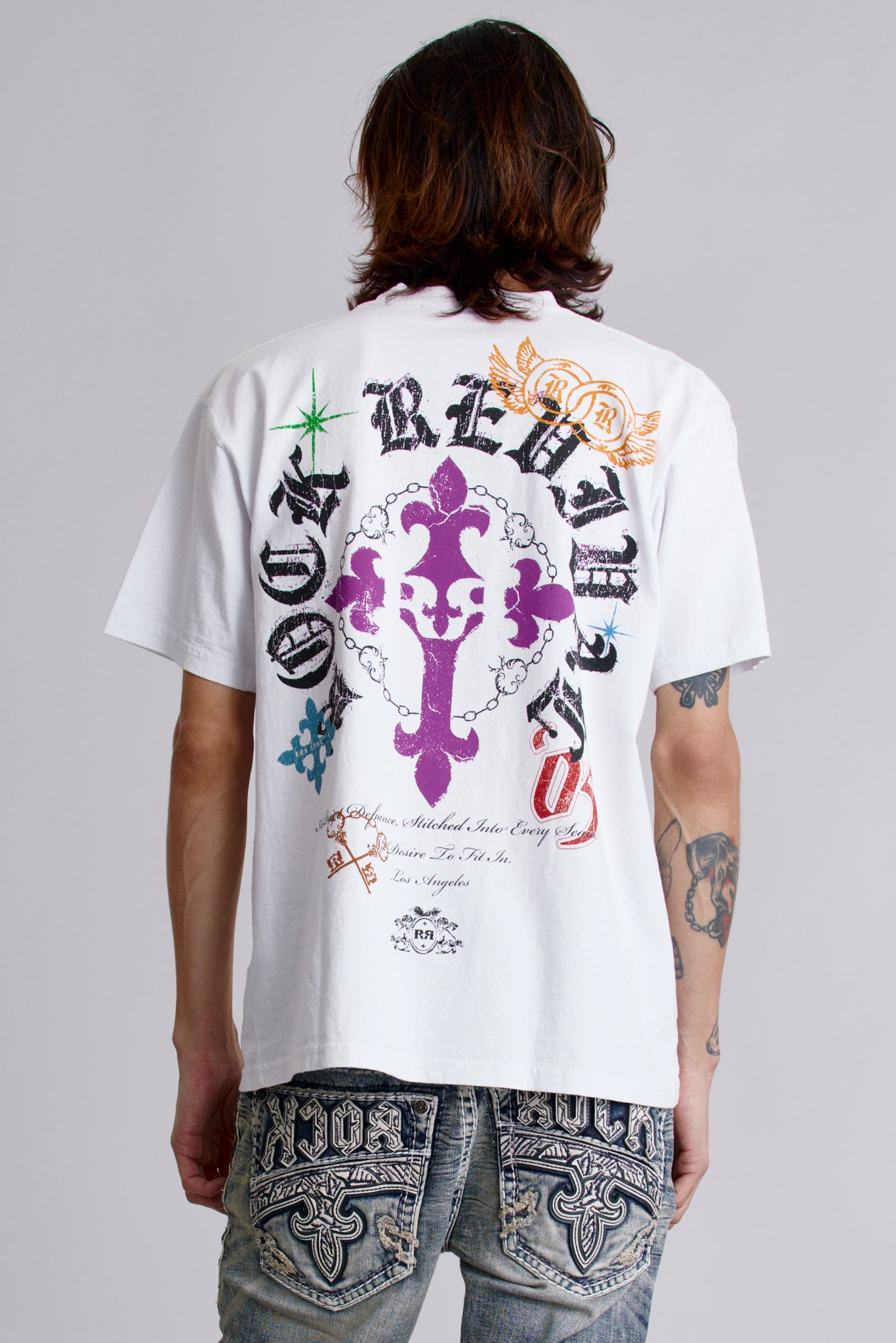 Crest Tee in White - Rock Revival®