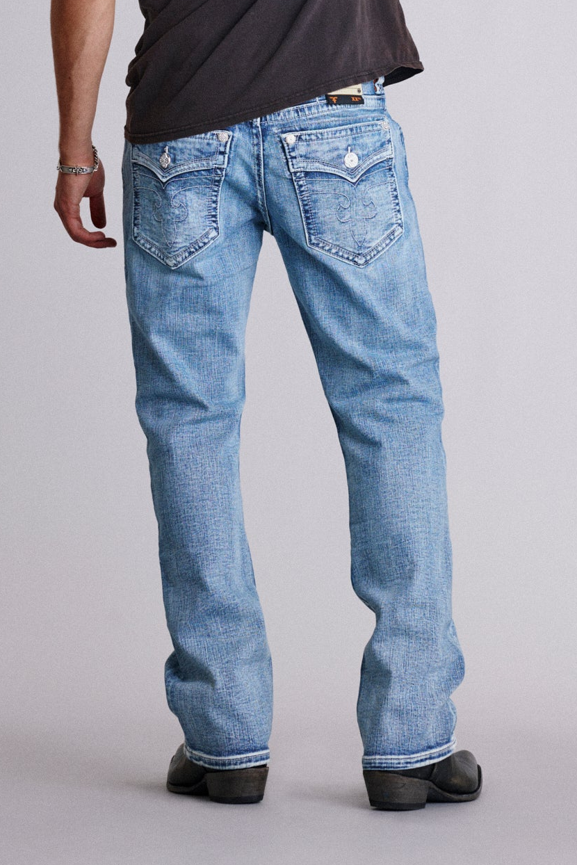 Clark Relaxed Straight in Light Wash