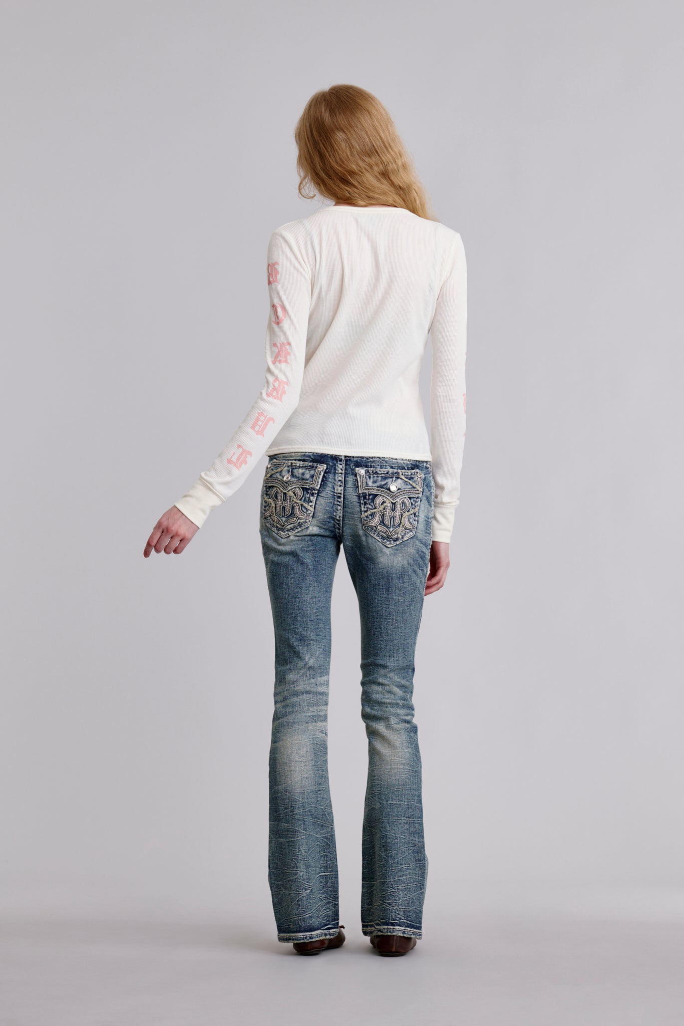 FULL BACK VIEW