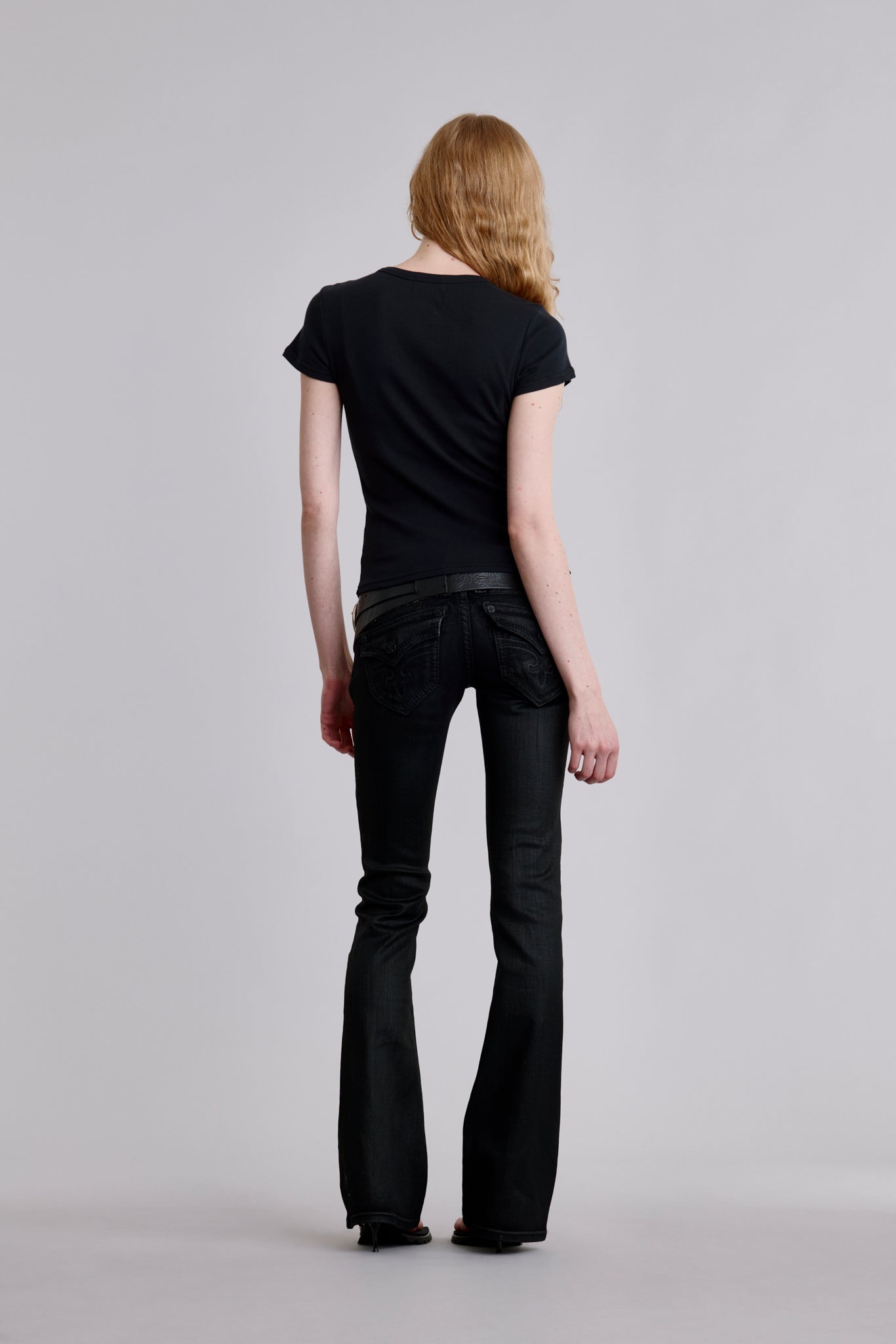 FULL BACK VIEW