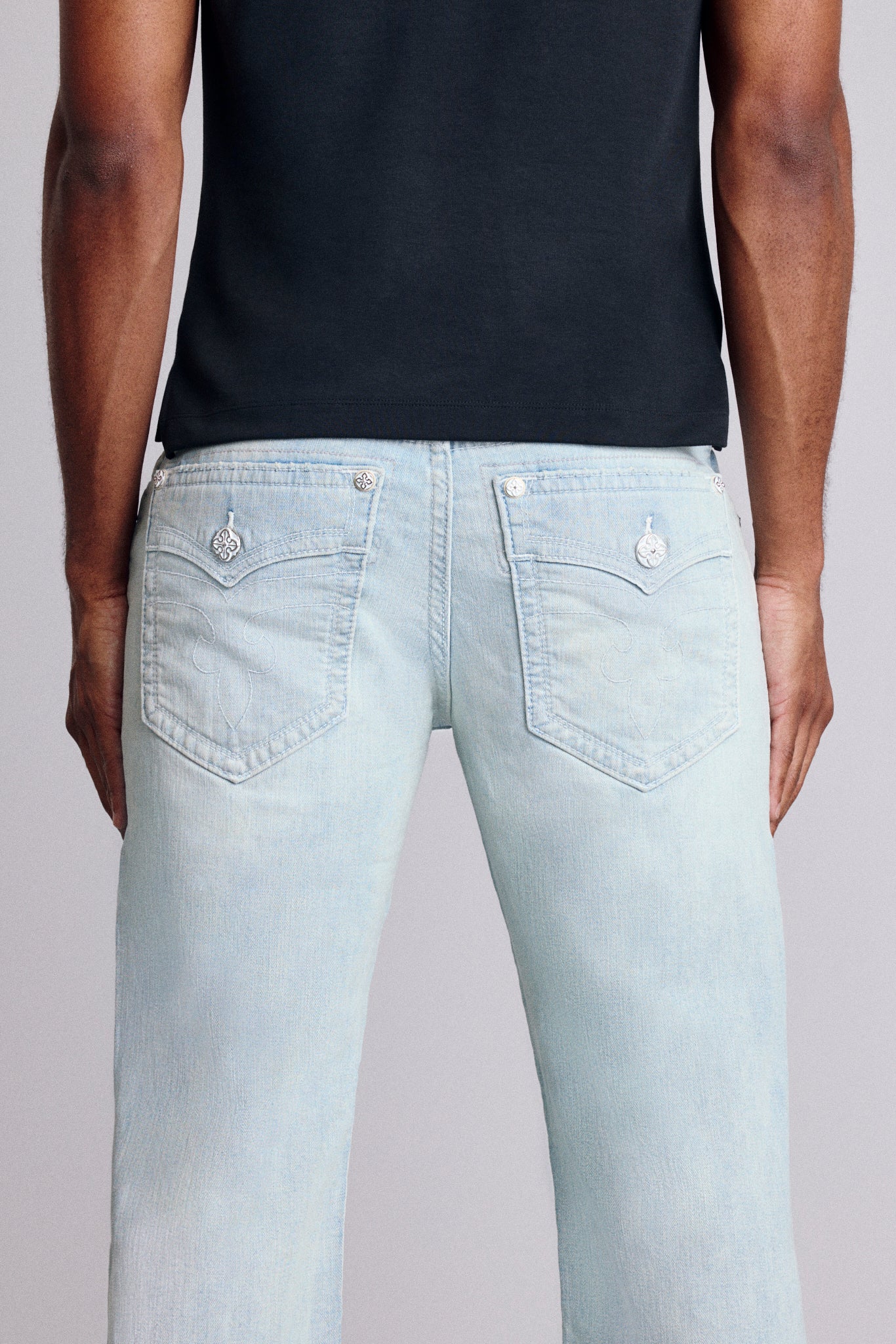 POCKET VIEW