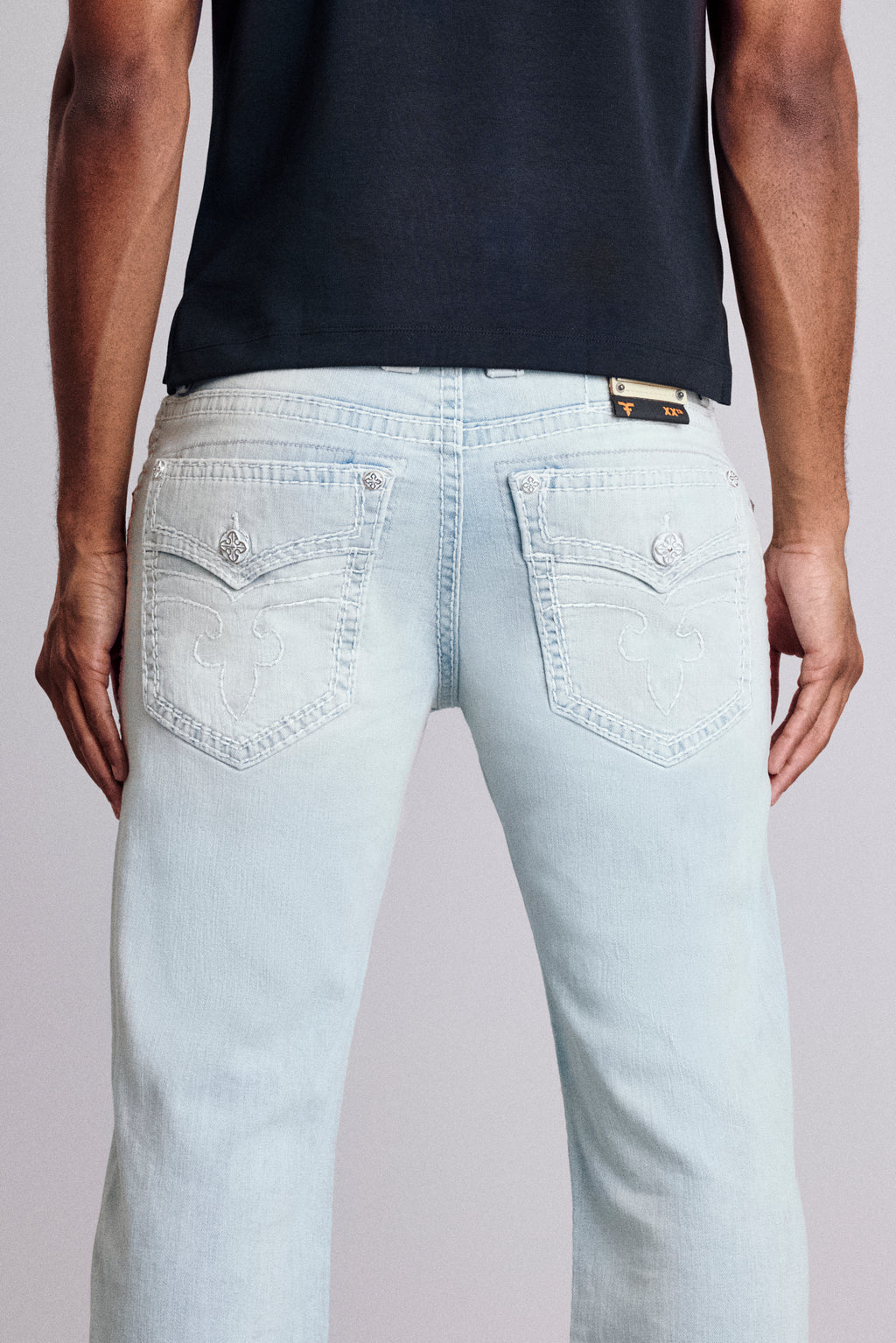 POCKET VIEW