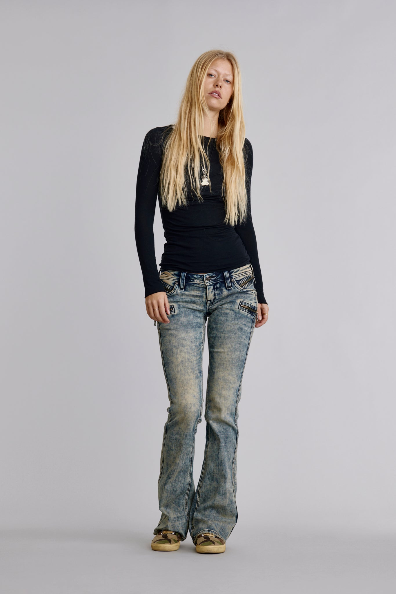 Kamil Super Low-Rise Moto Bootcut Jeans in Phantom – Rock Revival®