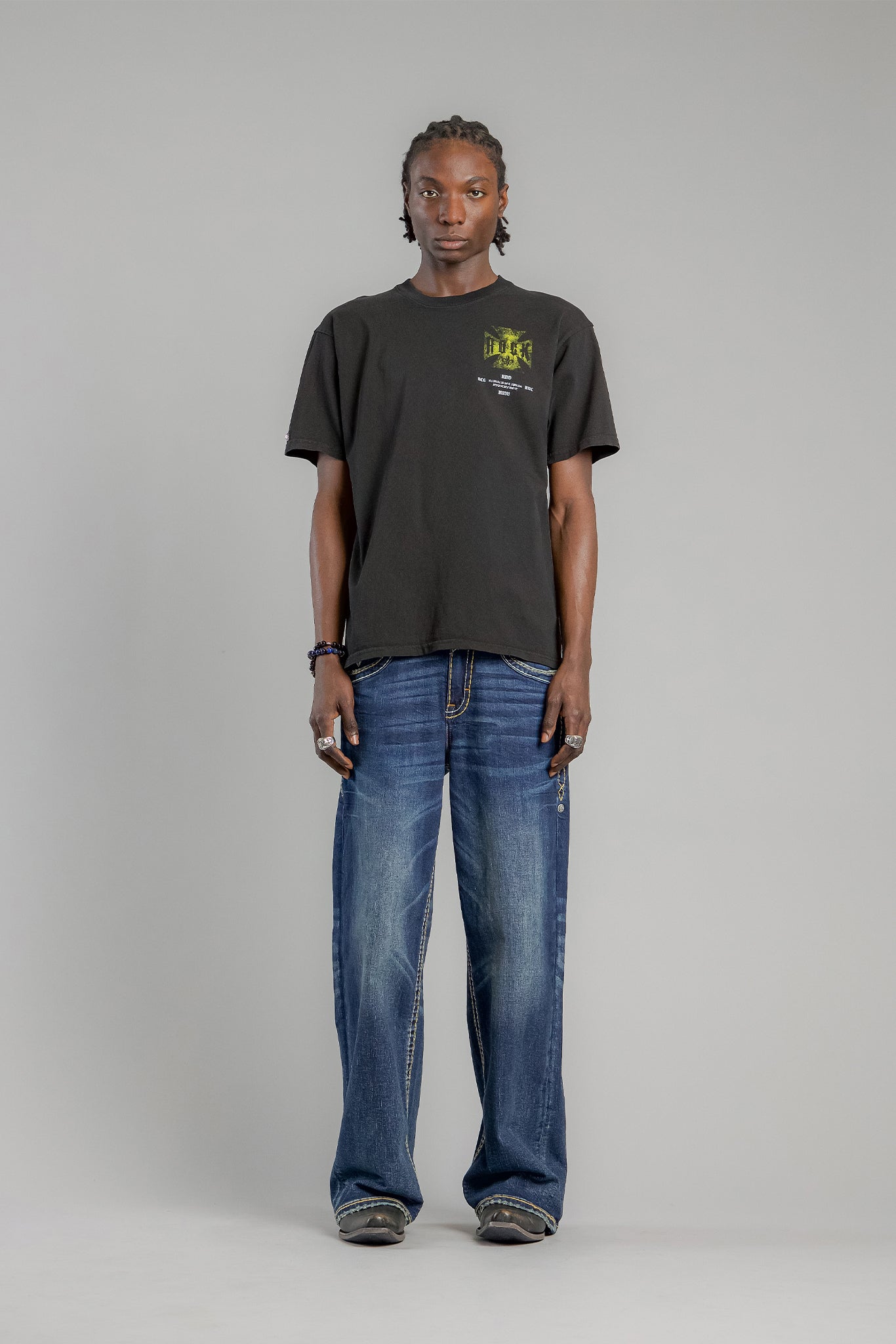 Rock Revival Cross Forme Tee in Black - Rock Revival®