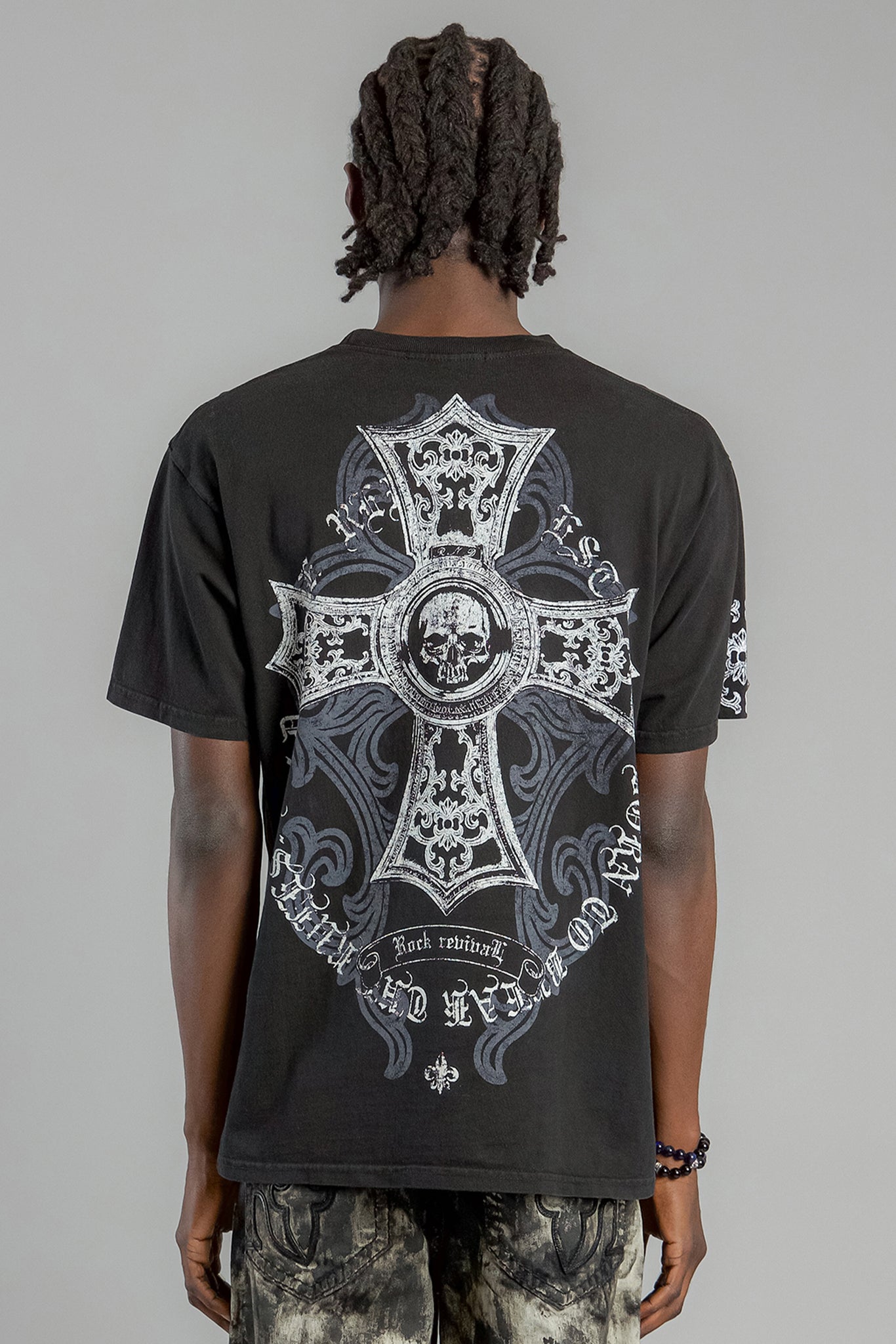 Cross Forme Rock Revival Tee in Dust Black - Rock Revival®