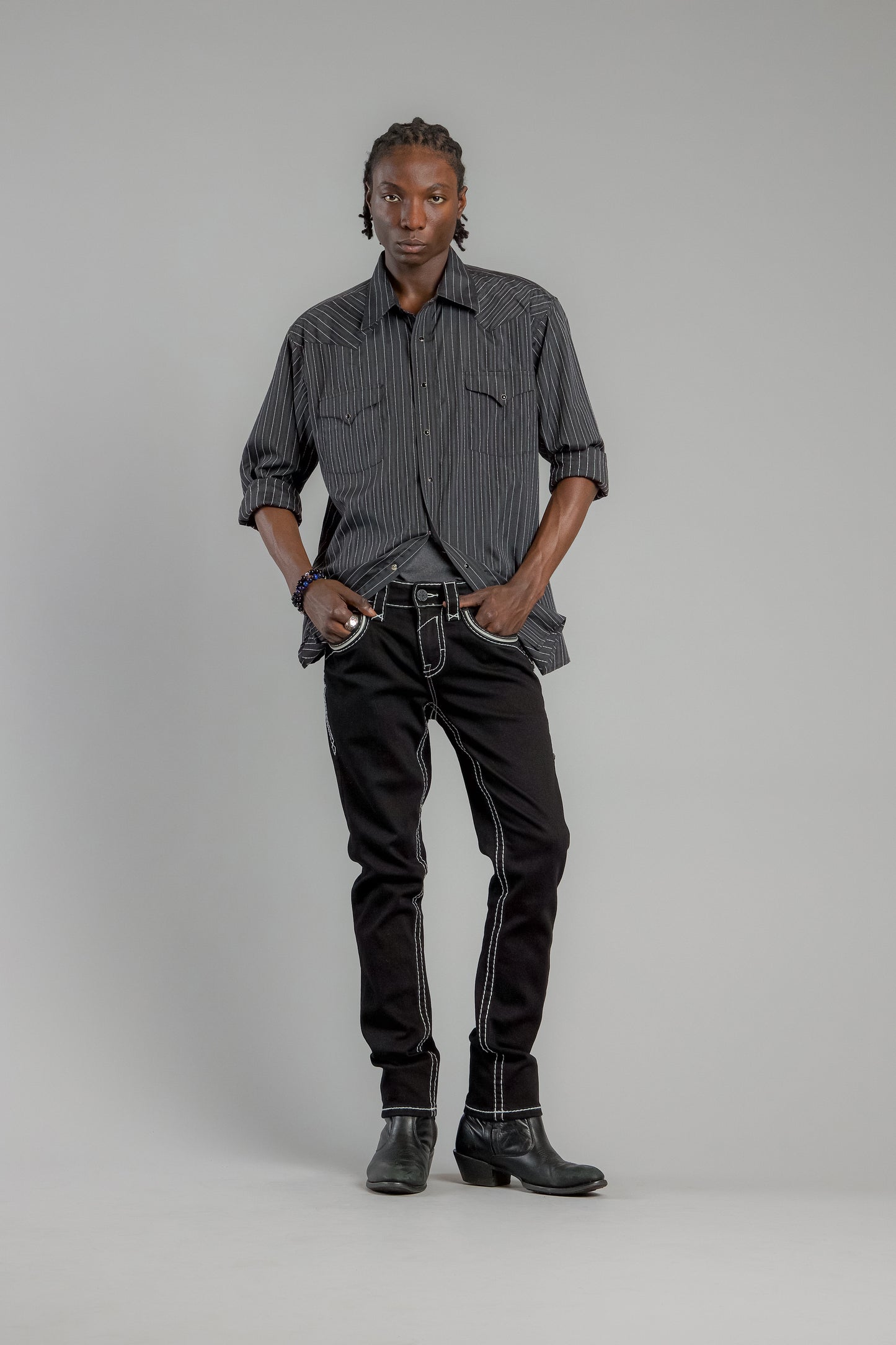 Eggplant Alt Straight Jeans in Black - Rock Revival®
