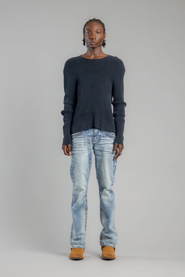 Jeans Esme acampanados en azul claro