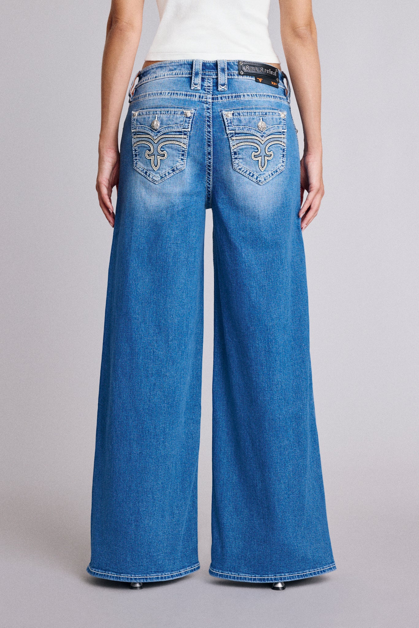 BACK VIEW