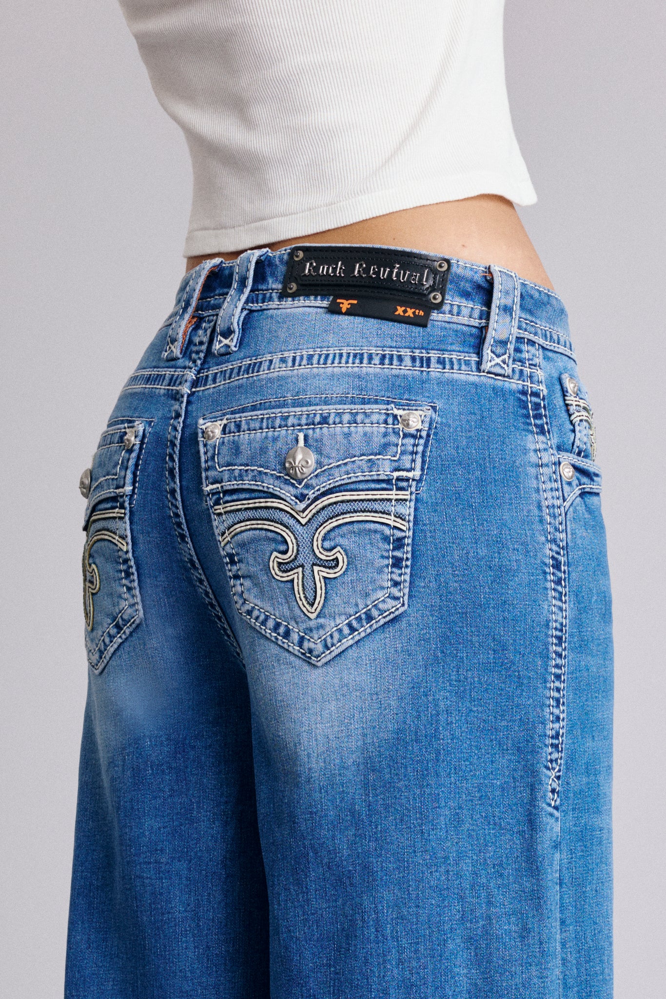 POCKET VIEW