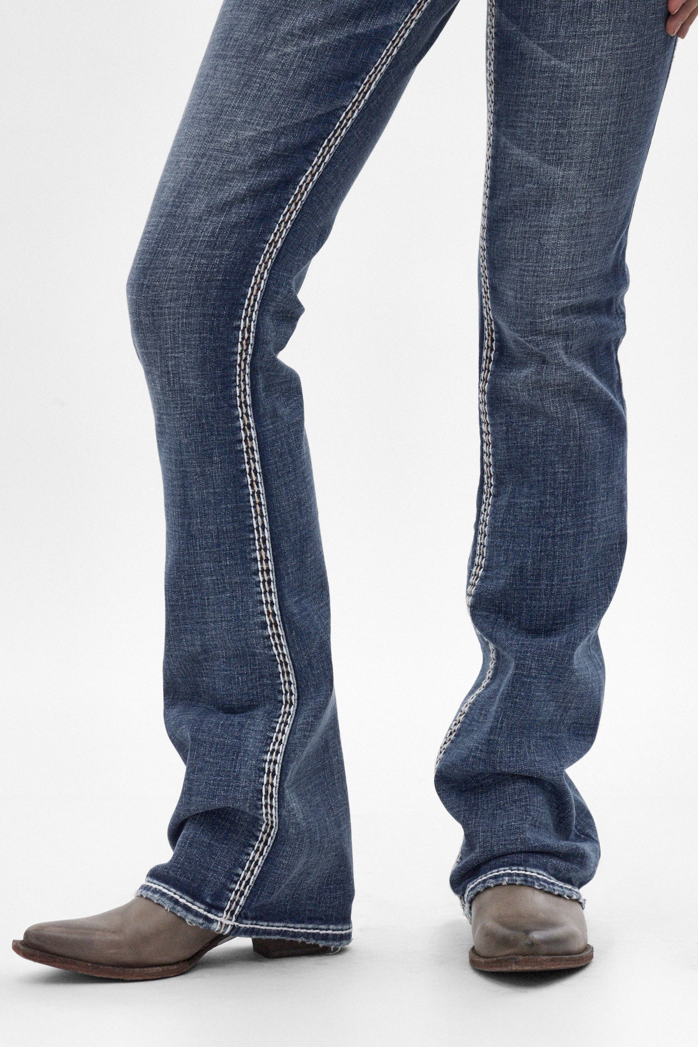 Sia (B200L) Mid-Rise Bootcut Jeans in Medium Blue (5/30/26-DESC) - Rock Revival®