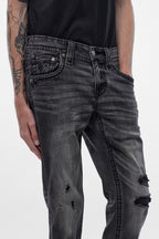 Ted Alt Straight Jeans in Grey Black
