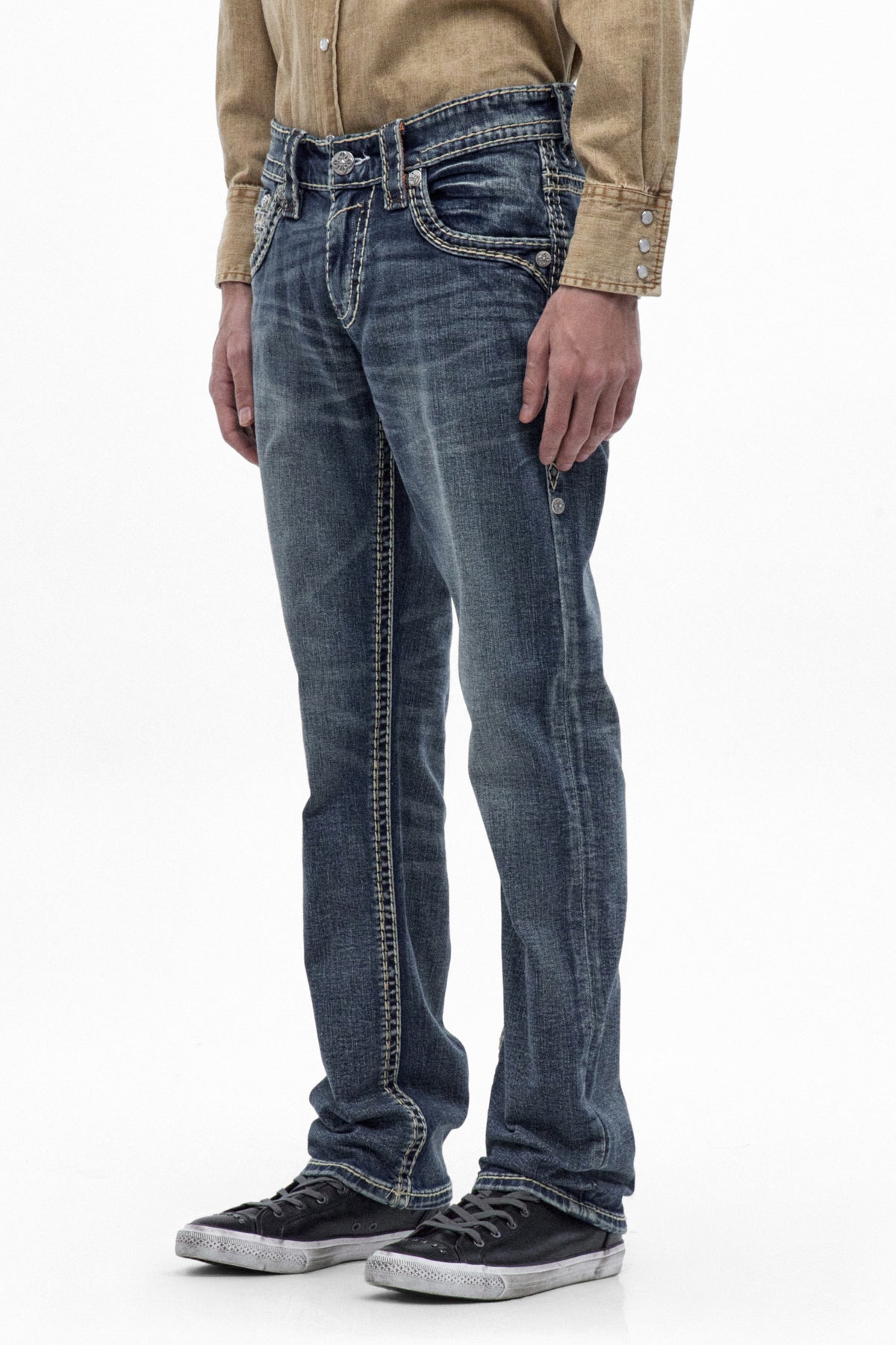 Truett Straight Jeans in Medium Blue
