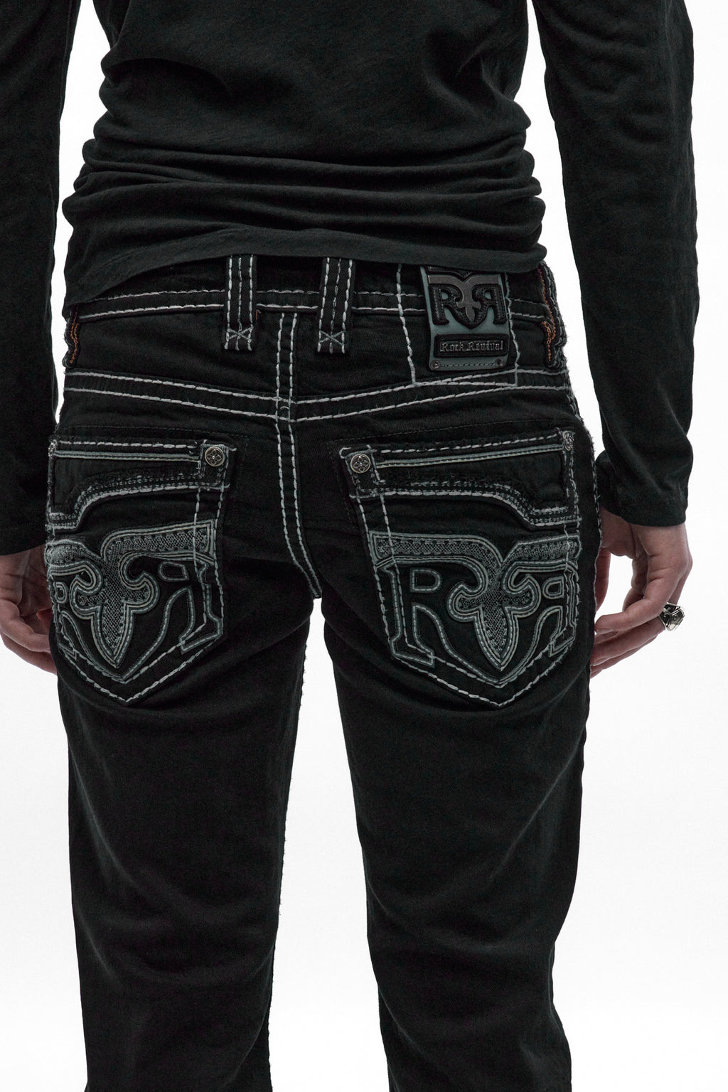 Xander Bootcut Jeans in Black Overdye