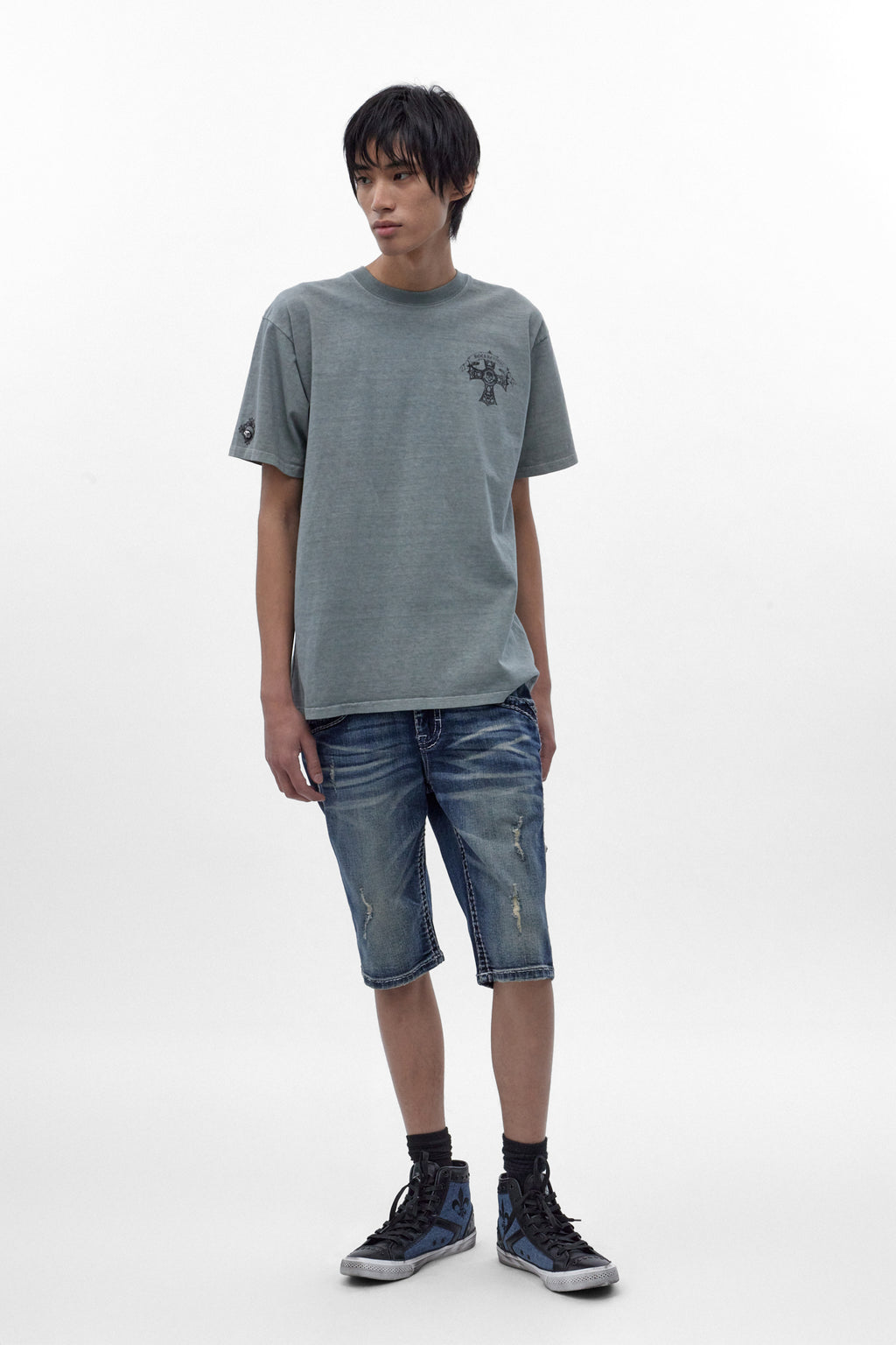 Zinfandel Denim Shorts in Medium Blue - Rock Revival®